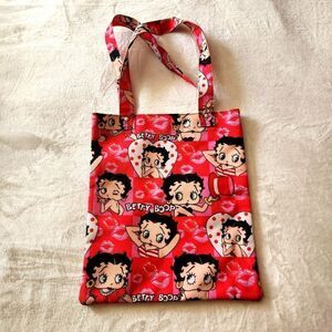 Betty Boop Magnetic Closure Tote Bag